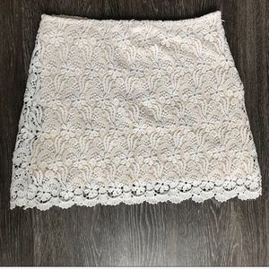 Lace mini skirt